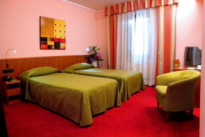 Hotel Prata Verde Prata Di Pordenone Eksteriør bilde